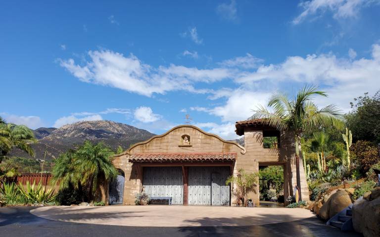 House  Santa Barbara