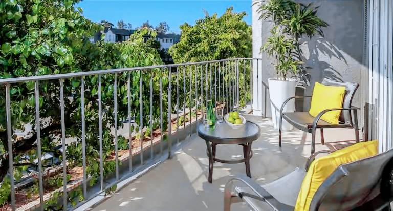 Resort  Del Mar Heights