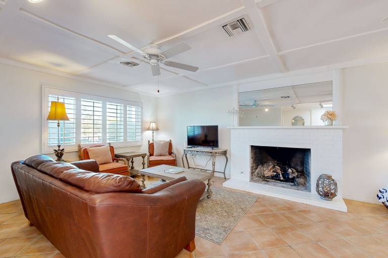 House Ruth Hardy Park